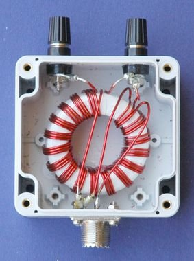 thumbnail image 2 of JETSTREAM JTBAL41G 4:1 TRANSFORMER ANTENNA BALUN 3.5-30MHz 1.5KW GRAY 2 of 4