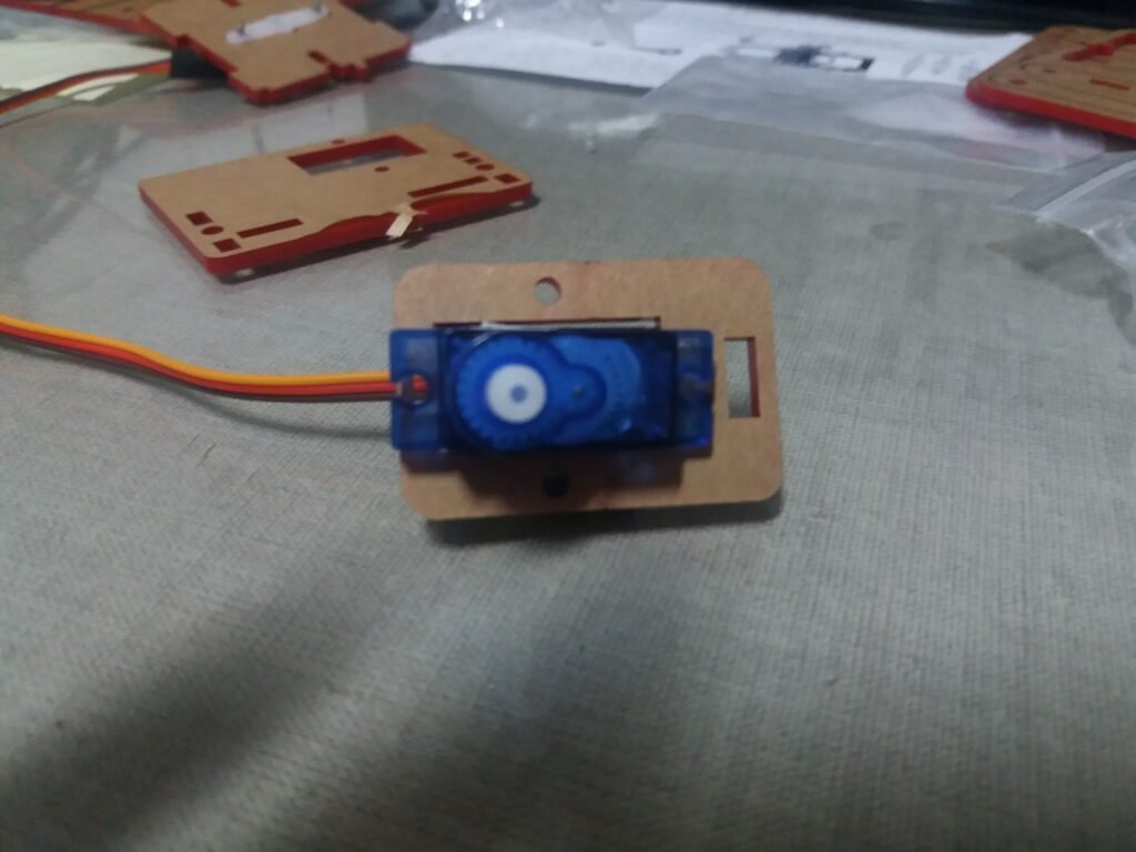 caixa móvel do braço robótico sem microcontrolador