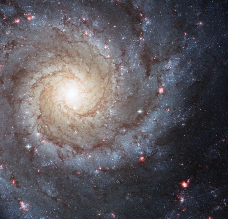 Messier 74 saw by Hubble